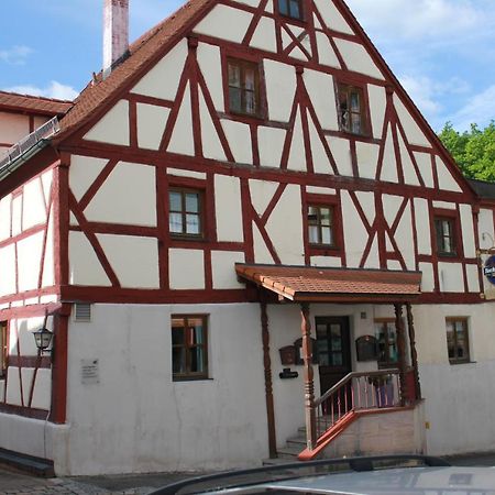 Hotel Zur Friedenslinde Neurenberg Buitenkant foto